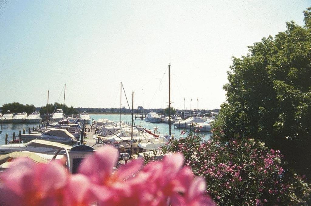 Hotel Marina Uno Lignano Sabbiadoro Exteriör bild