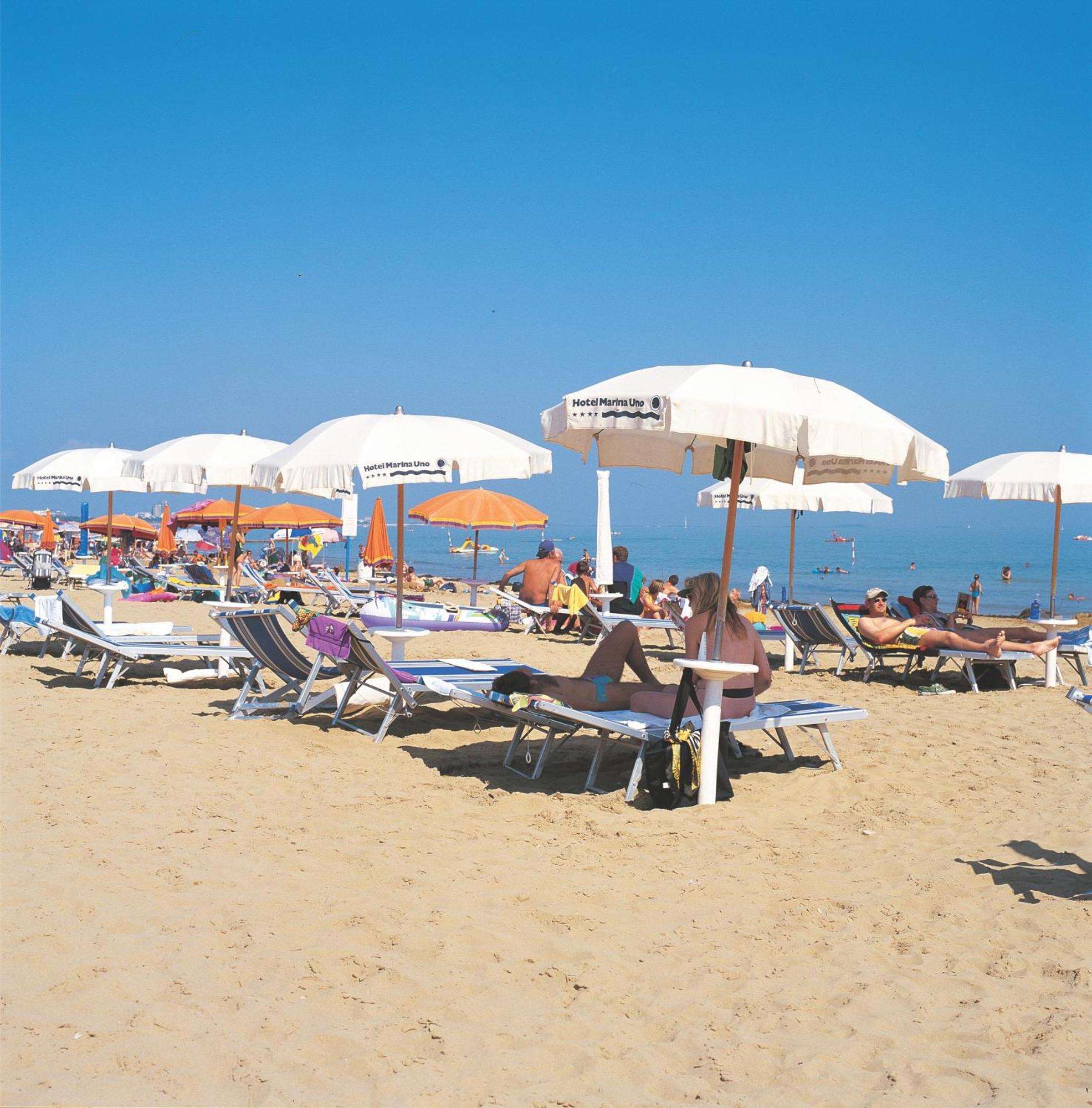 Hotel Marina Uno Lignano Sabbiadoro Exteriör bild